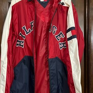 Tommy Hilfiger wind breaker Jacket light weight size XL